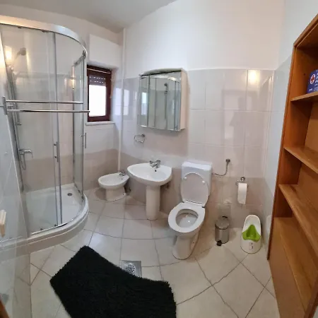 Apartman Cornelia By The Sea Okrug Gornji, Ciovo