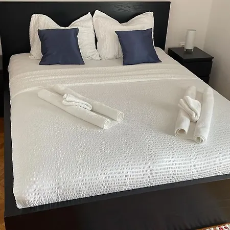 Cornelia By The Sea Okrug Gornji, Ciovo Apartman *