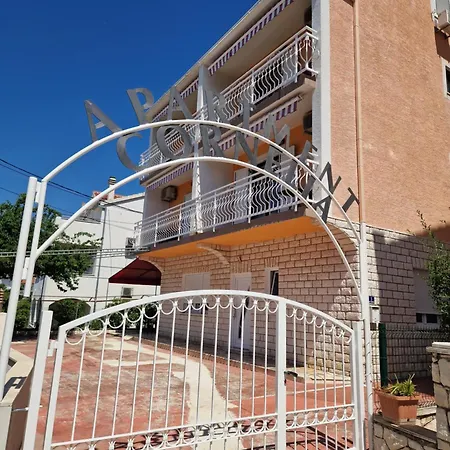 Cornelia By The Sea Okrug Gornji, Ciovo Apartment Trogir